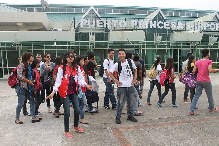 550501_542342602449896_823887887_n